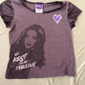 Disney Descendants Gray and Black Short Sleeve Tee